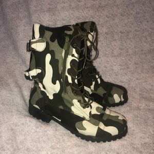 Army Print Boots - Size 9.5